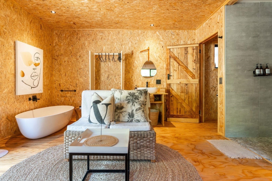 6 Bedroom Property for Sale in Hout Bay Western Cape